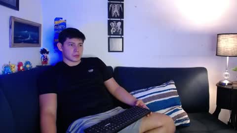 Snapshot of james_cr chatting on 27, 11, 2025 james_cr online show from 27, 11, 2025