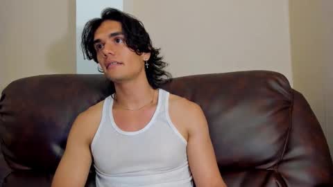 Snapshot of james_morrisonm chatting on 12, 11, 2025 james_morrisonm online show from 12, 11, 2025