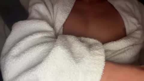 Snapshot of jamesdean0101 chatting on 17, 12, 2025 jamesdean0101 online show from 17, 12, 2025