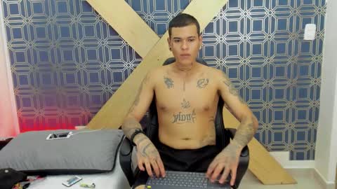 Jamesinked  online show from 10, 1, 2025