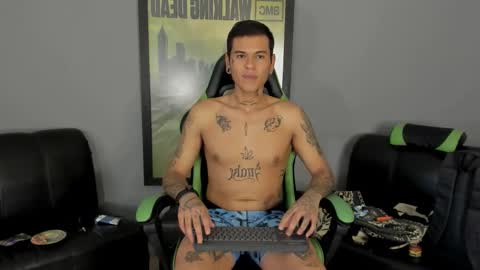 Jamesinked  online show from 6, 2, 2025