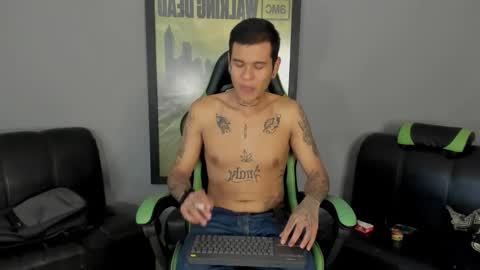 Jamesinked  online show from 7, 2, 2025