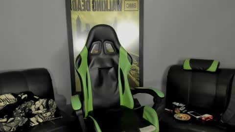 Jamesinked  online show from 24, 2, 2025