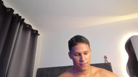 Snapshot of jamesowenn chatting on 14, 6, 2026 James Owenn online show from 14, 6, 2026