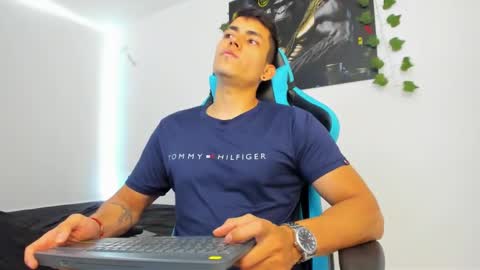 Jamess hott online show from 17, 1, 2025