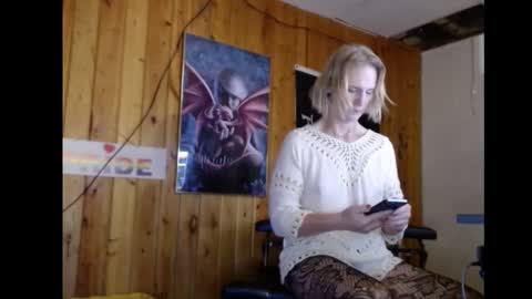 Jamie Bottoms online show from 19, 12, 2025