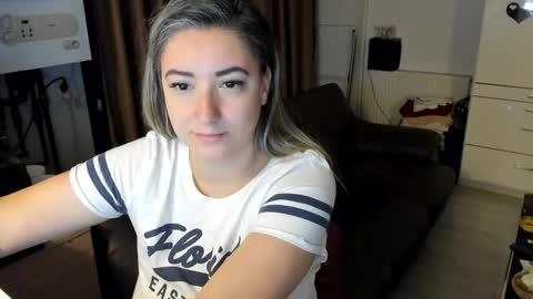 Snapshot of jamielane chatting on 3, 12, 2025 jamielanecb online show from 3, 12, 2025