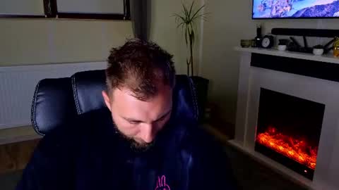 Snapshot of jamienoxus chatting on 16, 6, 2026 Robbie online show from 16, 6, 2026