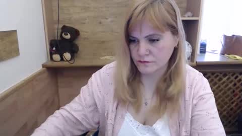 janaloveli online show from 5, 4, 2026