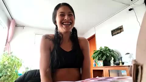 Snapshot of janariivera1 chatting on 9, 10, 2025 janariivera1 online show from 9, 10, 2025