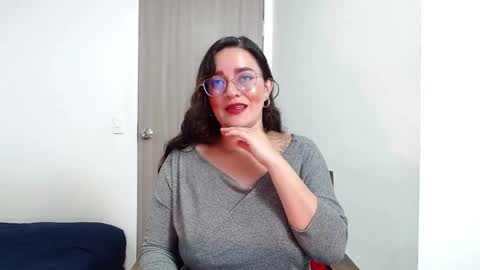 Snapshot of jane_and_paul1 chatting on 20, 1, 2025 online show from 20, 1, 2025