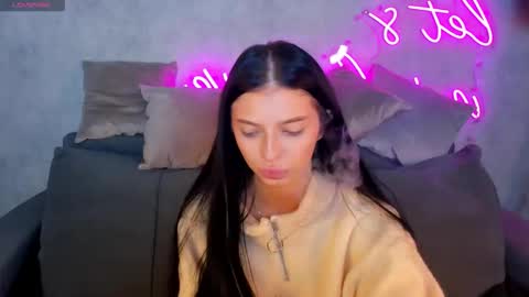 Eva online show from 3, 11, 2025