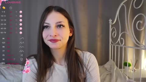 Jennifer  online show from 16, 2, 2025