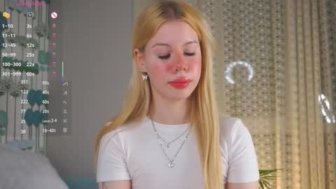 Jennifer  online show from 30, 10, 2025