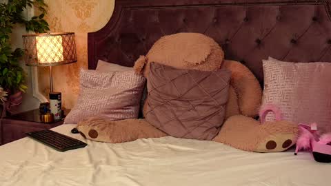 Snapshot of janedevines chatting on 27, 1, 2025 JaneDevine online show from 27, 1, 2025