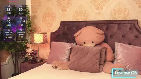 Snapshot of janedevines chatting on 24, 9, 2025 JaneDevine online show from 24, 9, 2025