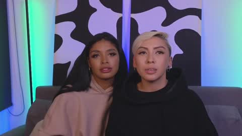 Snapshot of janehart_ chatting on 8, 1, 2025 Jane online show from 8, 1, 2025