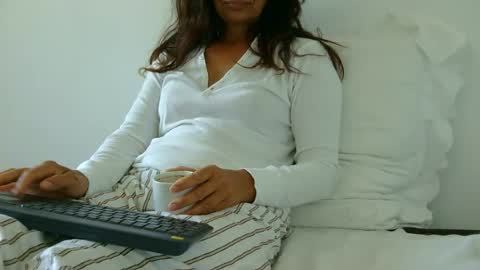 janehotmilf online show from 14, 7, 2026