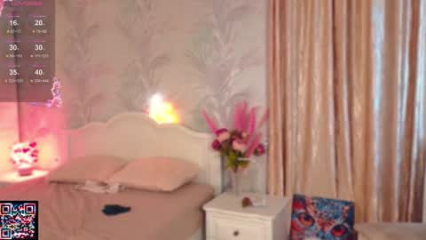 Snapshot of janepuff chatting on 14, 9, 2025 janepuff online show from 14, 9, 2025