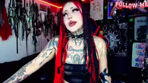      online show from 1, 12, 2025