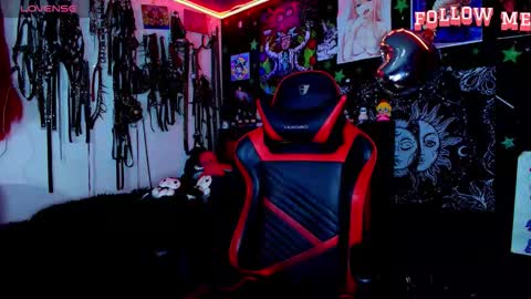      online show from 13, 12, 2025