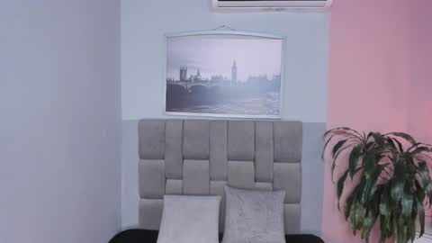 Snapshot of janna_lopezz chatting on 4, 12, 2025 Janna online show from 4, 12, 2025