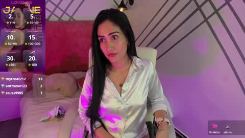 Snapshot of janne_lee chatting on 28, 12, 2024 Janne for u online show from 28, 12, 2024