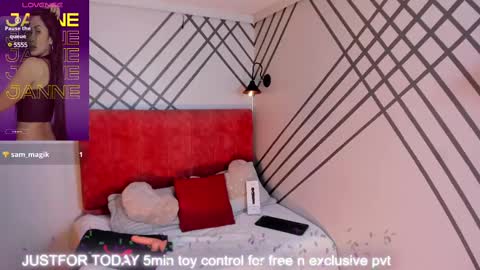 Snapshot of janne_lee chatting on 10, 2, 2025 Janne for u online show from 10, 2, 2025