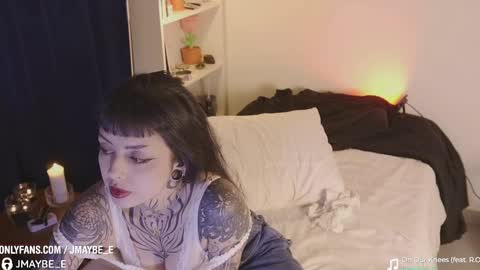   jmaybe e online show from 19, 2, 2025