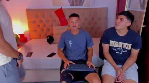 janomar01 online show from 24, 11, 2025