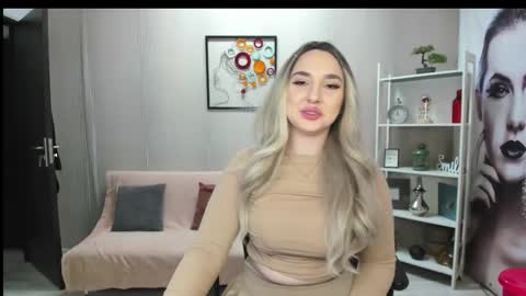 JaquelinLaurent online show from 9, 3, 2026