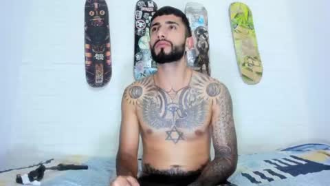 Snapshot of jaryandnick_smith chatting on 4, 7, 2026 jaryandnick_smith online show from 4, 7, 2026