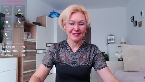 Snapshot of jasmin18v chatting on 13, 1, 2026 Jasmin room for people 40 online show from 13, 1, 2026