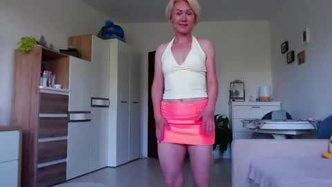 Jasmin room for people 40 online show from 29, 5, 2026