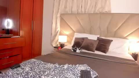 Snapshot of jasmin_melons chatting on 4, 7, 2026 jasmin_melons online show from 4, 7, 2026