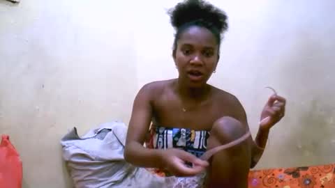 jasminah176750 online show from 17, 12, 2025