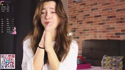 Chloe online show from 10, 9, 2025