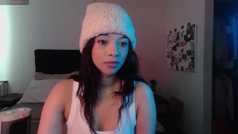 Snapshot of jasmine_019 chatting on 13, 7, 2026 J- next transmission december 4 online show from 13, 7, 2026