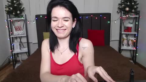 JasmineKouch online show from 17, 1, 2025