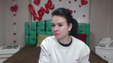 JasmineKouch online show from 6, 2, 2026