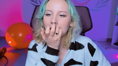 Snapshot of jasminemilko chatting on 4, 1, 2025 Jasmine online show from 4, 1, 2025