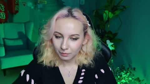 Snapshot of jasminemilko chatting on 13, 2, 2025 Jasmine online show from 13, 2, 2025