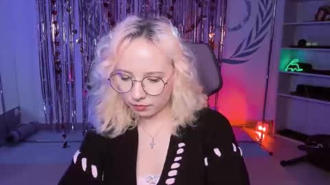 Snapshot of jasminemilko chatting on 12, 3, 2025 Jasmine online show from 12, 3, 2025