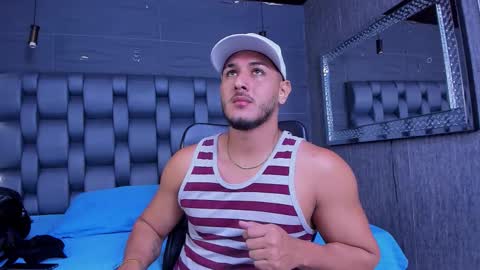 Snapshot of jason_shaw_ chatting on 4, 11, 2025 Jasson Shaw online show from 4, 11, 2025