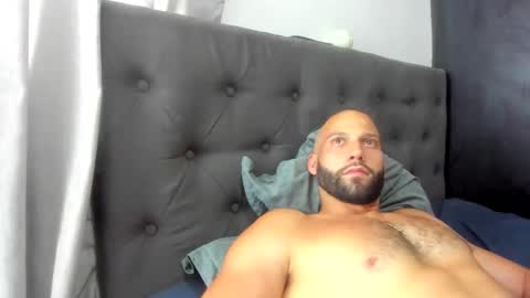 Snapshot of jasonmartiinez chatting on 24, 10, 2025 online show from 24, 10, 2025