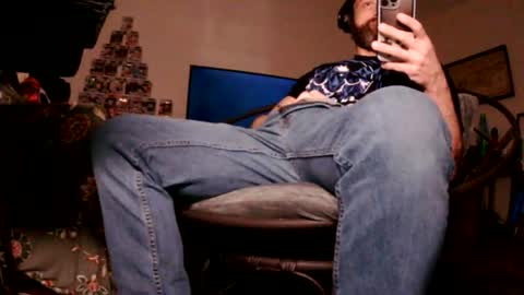 Snapshot of jasperh98 chatting on 5, 1, 2026 jasperh98 online show from 5, 1, 2026