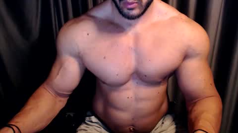 Snapshot of jasphermscl chatting on 1, 11, 2025 JaspherMscl online show from 1, 11, 2025