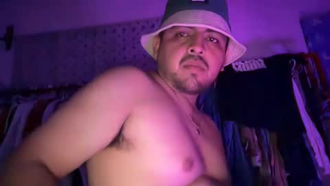 javiermichi online show from 7, 10, 2025