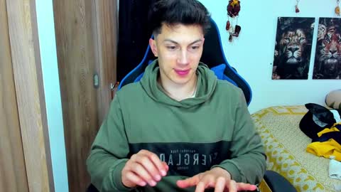 Javier online show from 20, 1, 2025