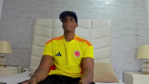 Snapshot of jax_black chatting on 18, 11, 2025 jax black online show from 18, 11, 2025